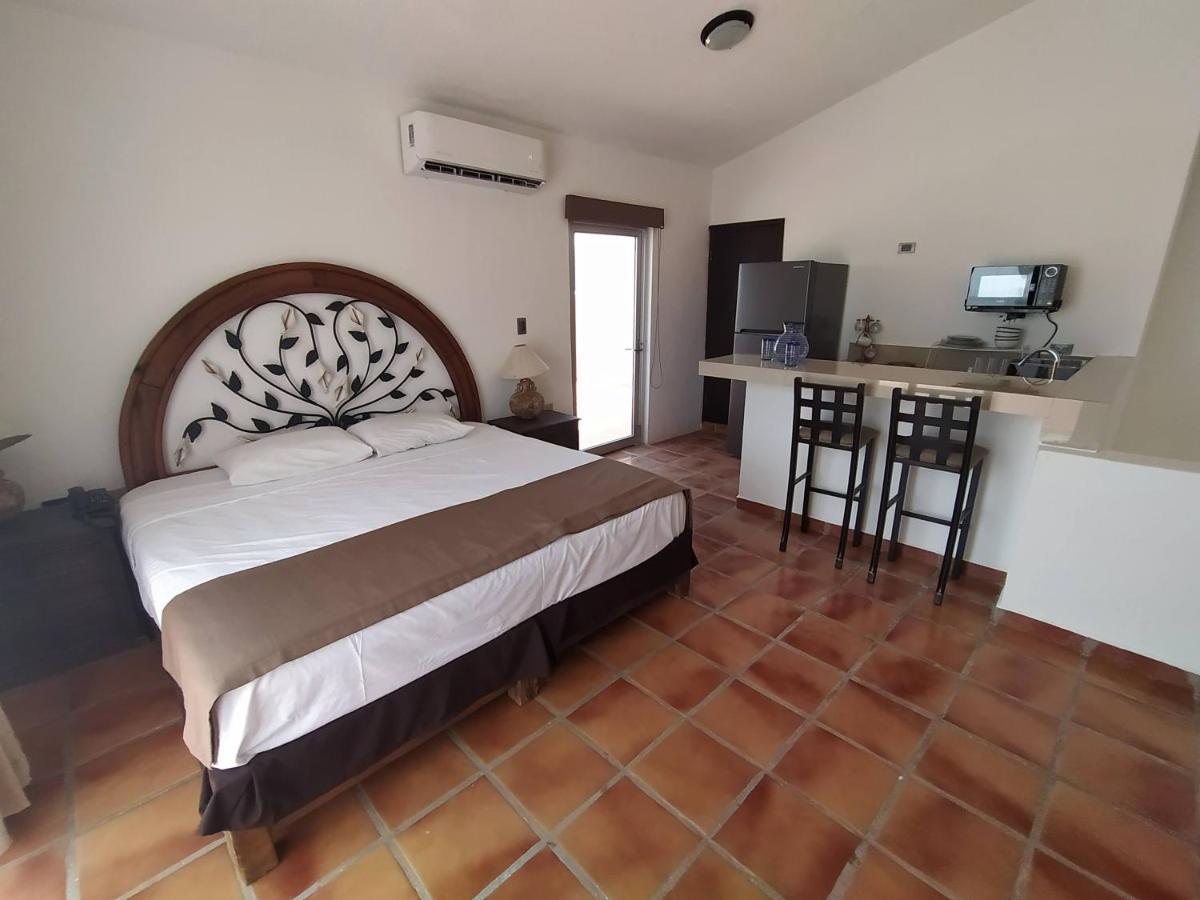Club Cantamar Beach Hotel & Marina La Paz Room photo